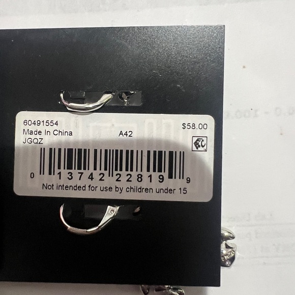 Earring - Picture 2 of 2